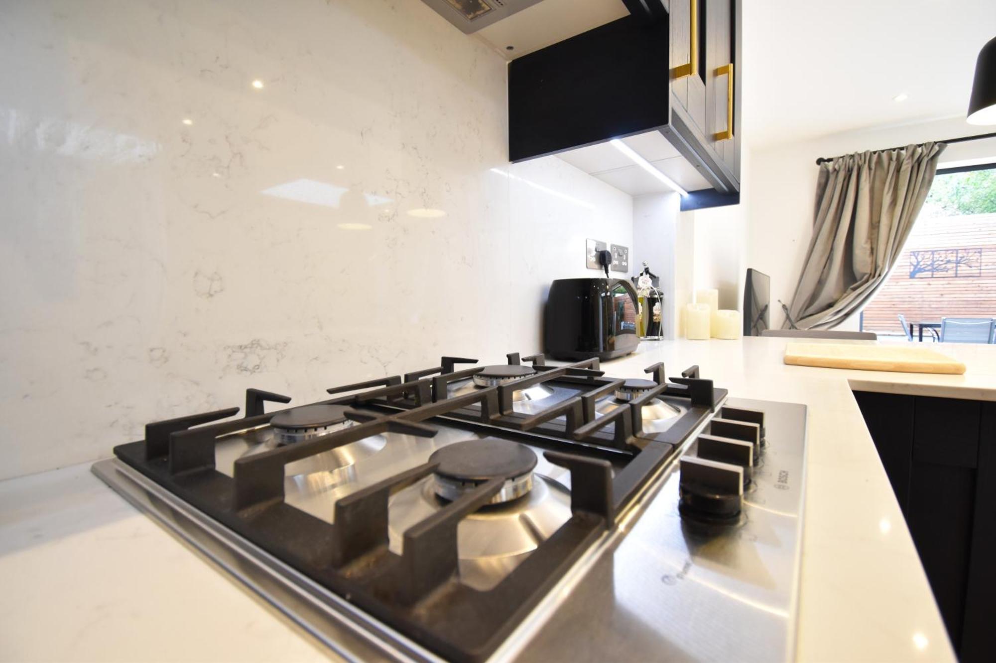 Stunning 2 Bed Apartment 런던 외부 사진