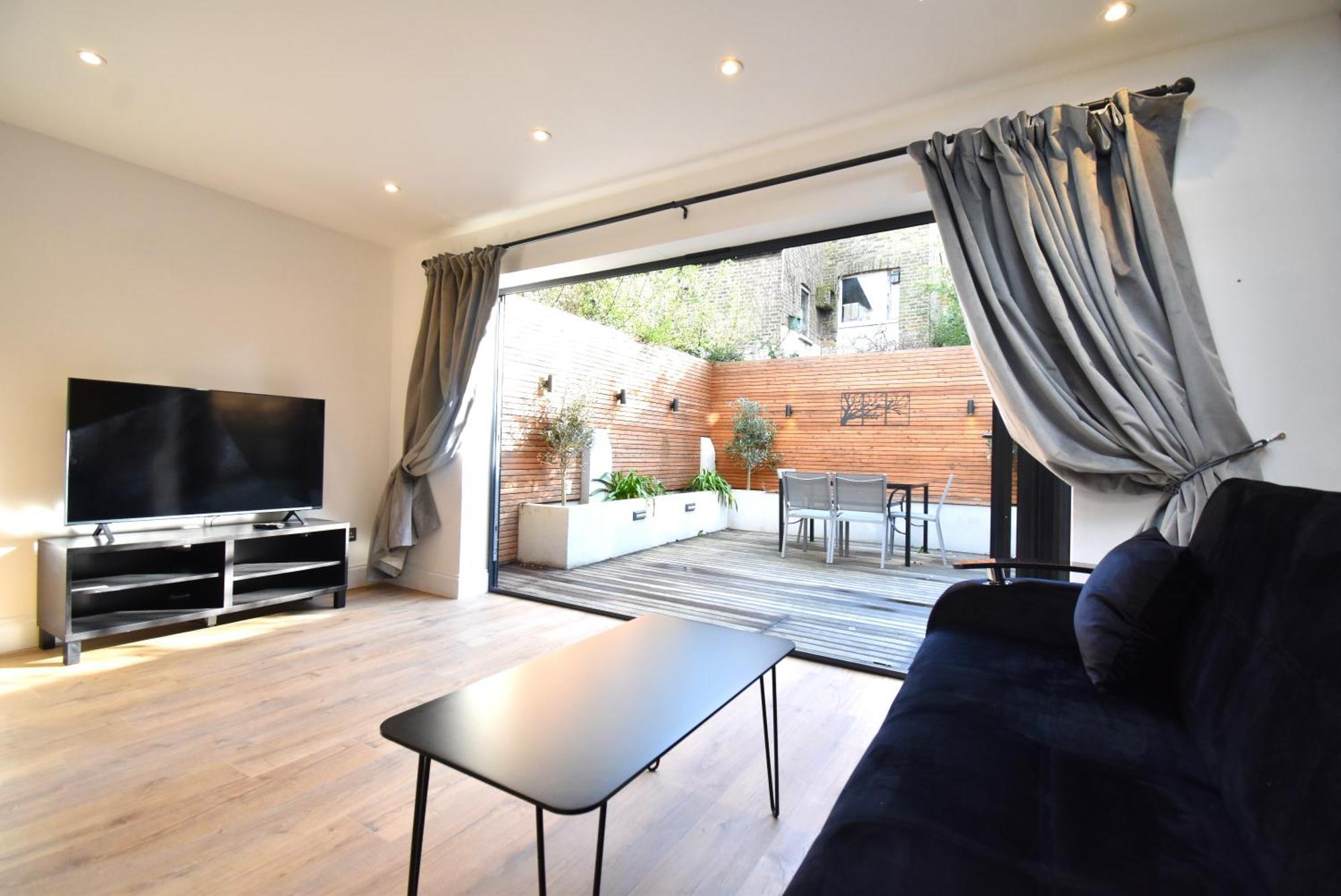 Stunning 2 Bed Apartment 런던 외부 사진