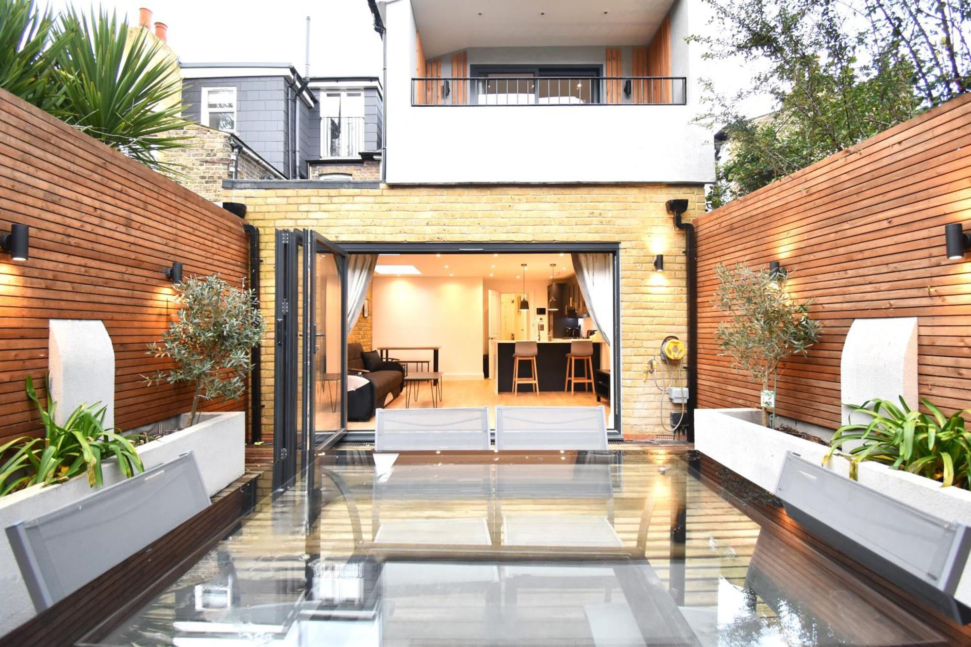 Stunning 2 Bed Apartment 런던 외부 사진